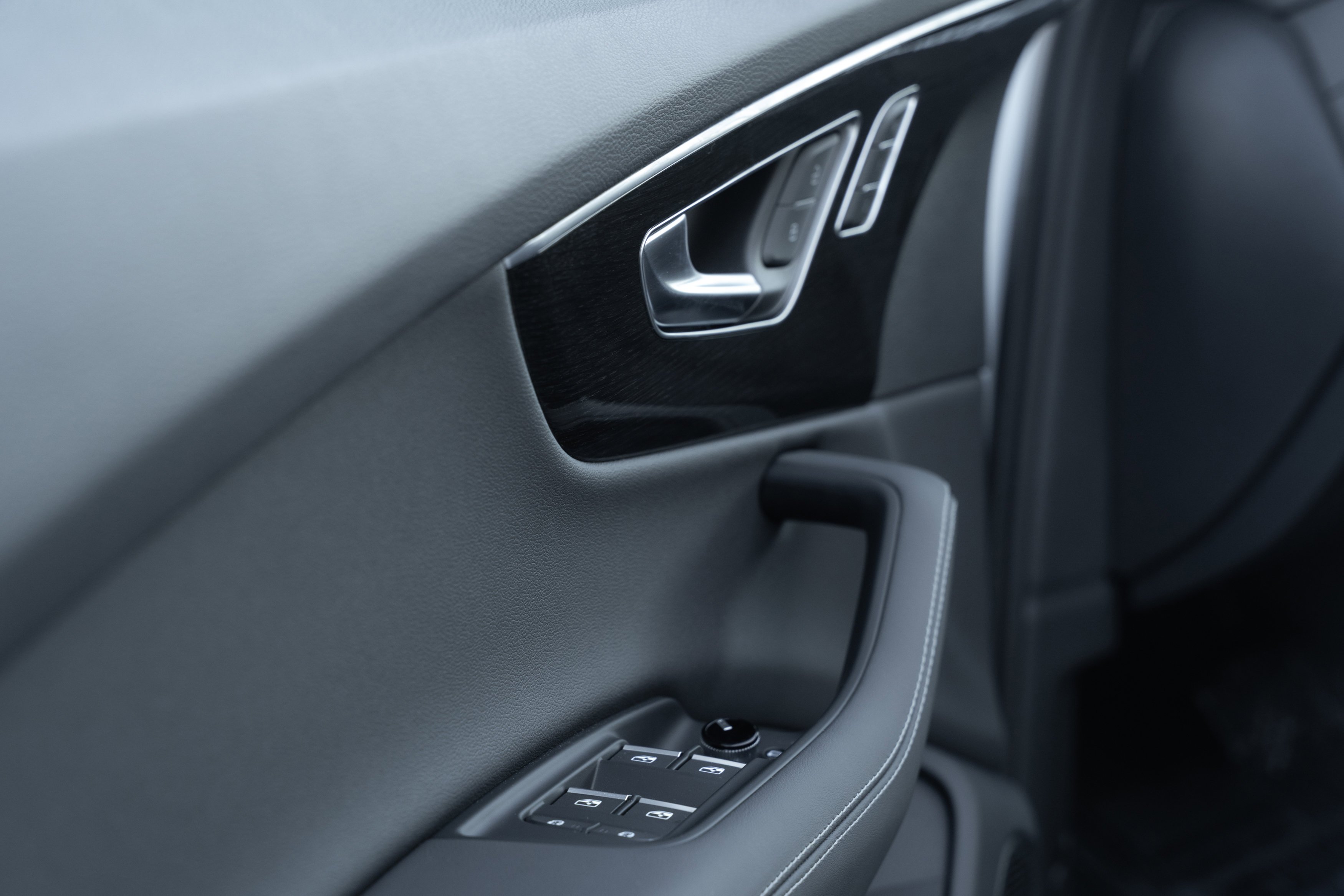 New 2026 Glacier White Metallic Audi Premium Plus image 22