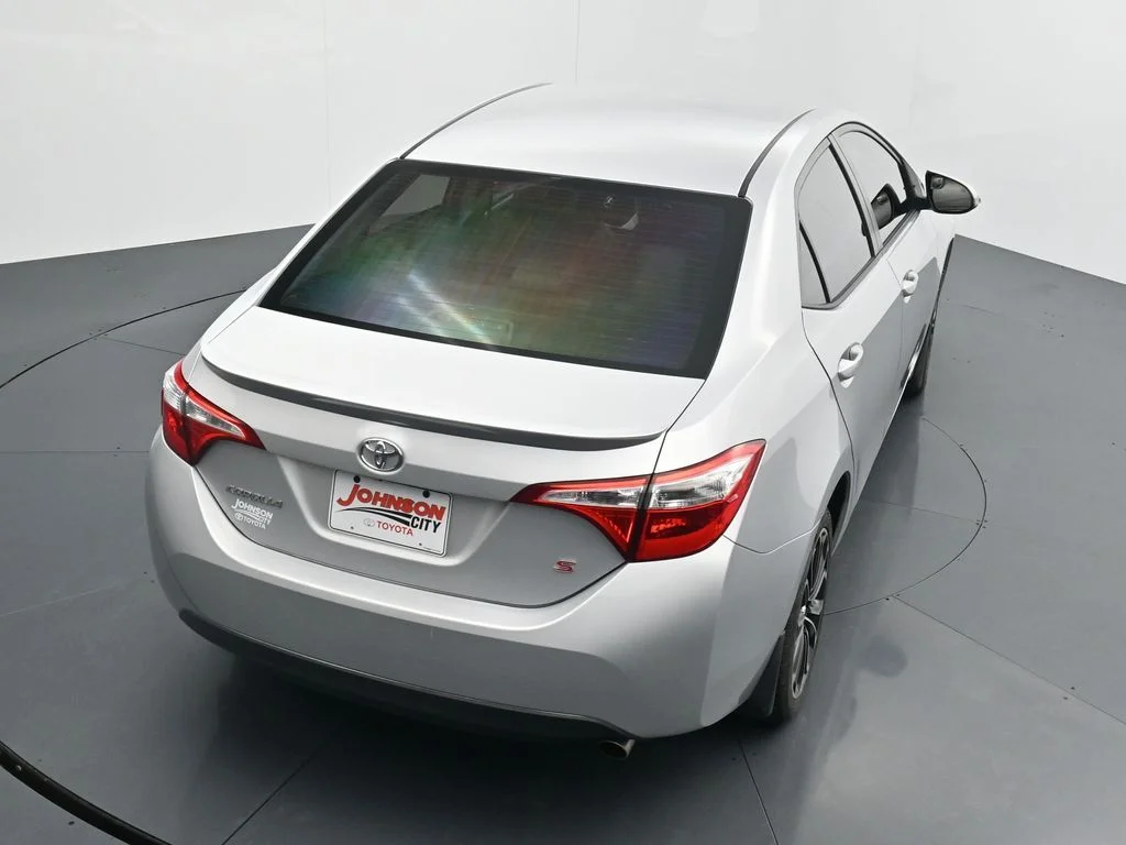 Used 2016  Toyota S Plus image 25