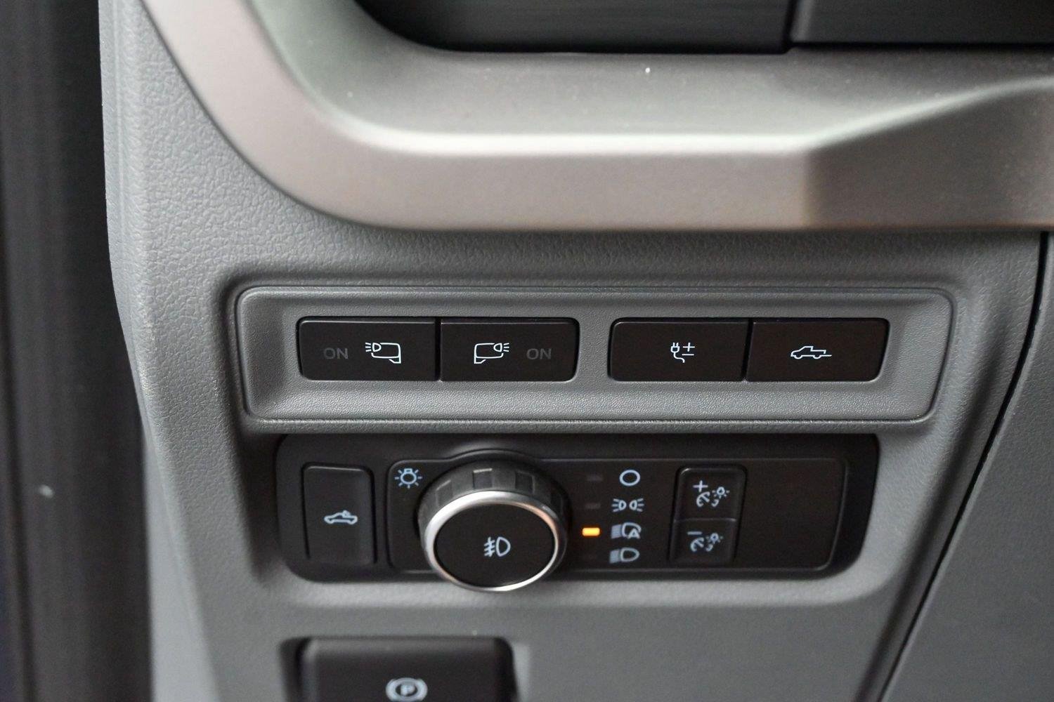 Used 2022 Antimatter Blue Ford XLT image 31