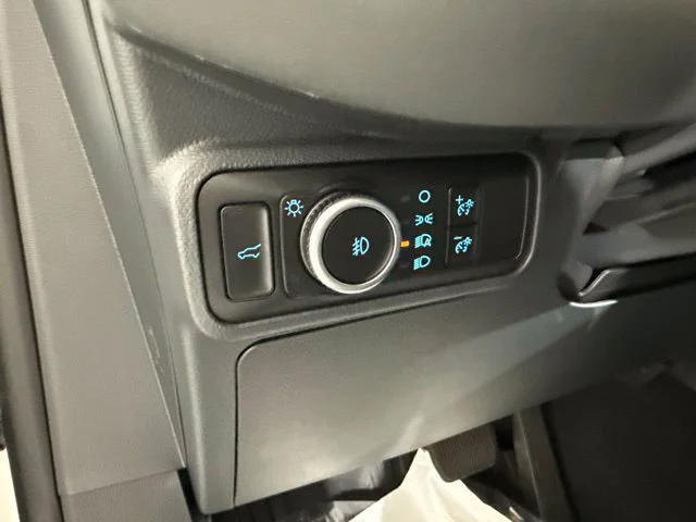 Used 2025 White Ford Active image 20