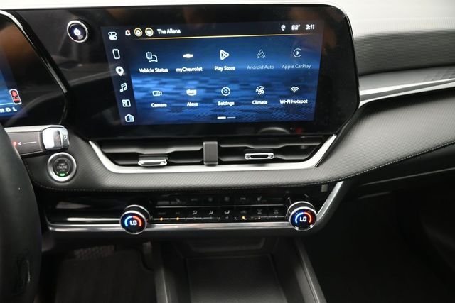 Used 2025 Gray Chevrolet LT image 4
