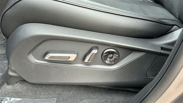 2026 Acura MDX A-Spec Package - Photo 11
