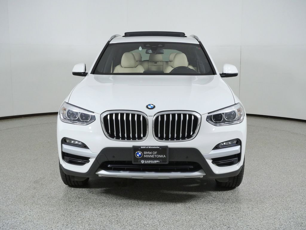 Used 2021 Alpine White BMW xDrive30i image 3