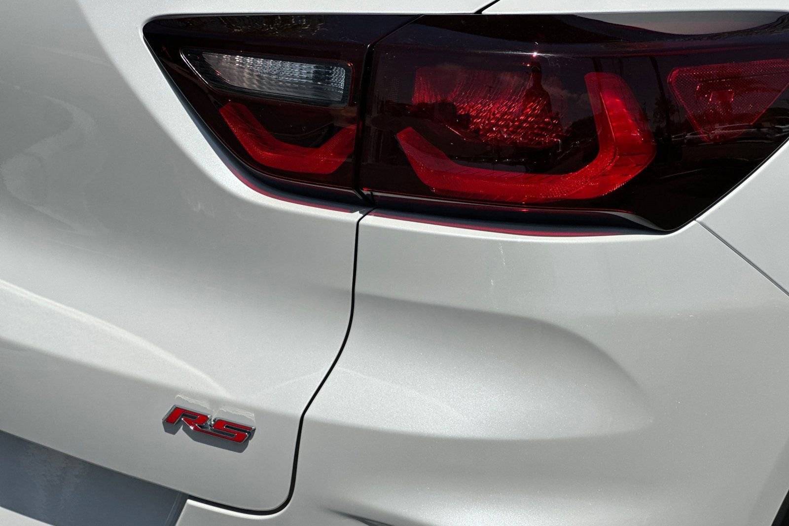 New 2026 Iridescent Pearl Tricoat Chevrolet RS image 26