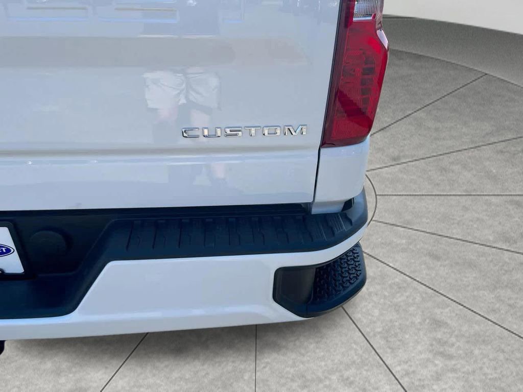 2026 Chevrolet Silverado 1500 Custom - Photo 8