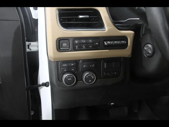 2024 Chevrolet Suburban Premier - Photo 6