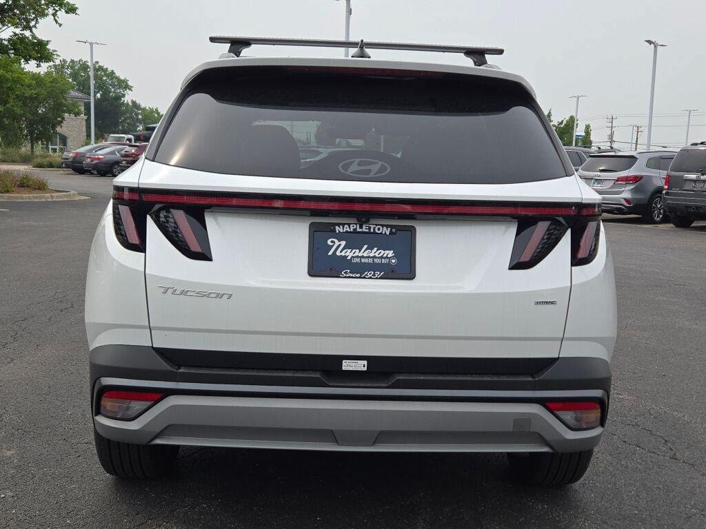 New 2025 Serenity White Pearl Hyundai SEL Convenience AWD image 15