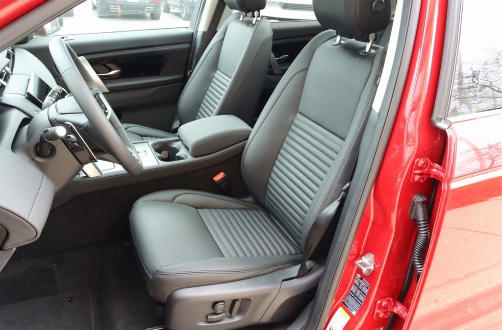 2025 LAND ROVER DISCOVERY SPORT - Image 12