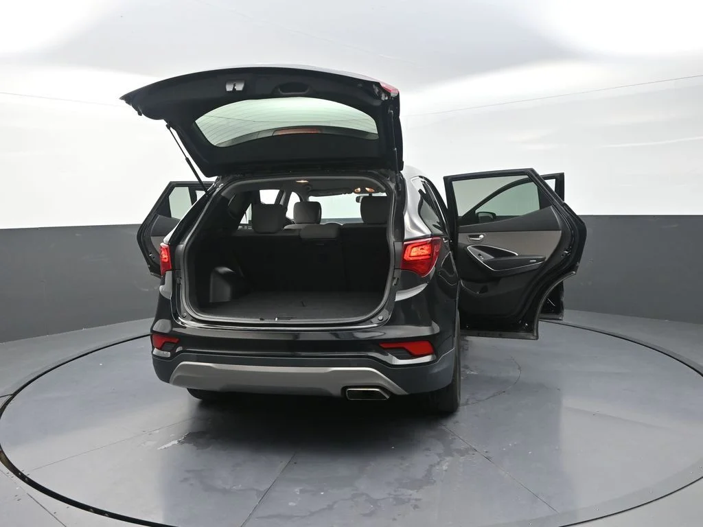 Used 2017 Black Hyundai 2.4 Base image 34