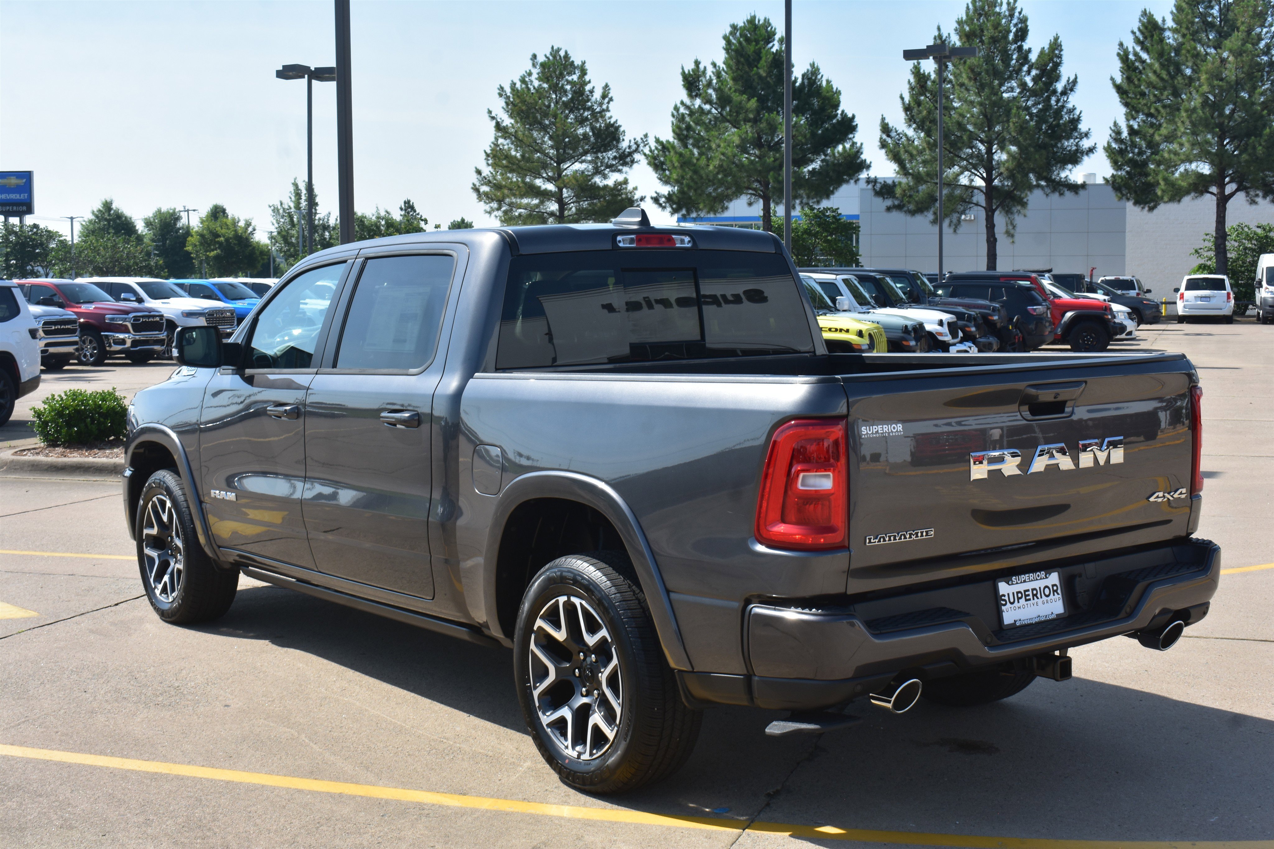 New 2026 Granite Crystal Metallic Clear-Coat Exterior Paint RAM Laramie image 9