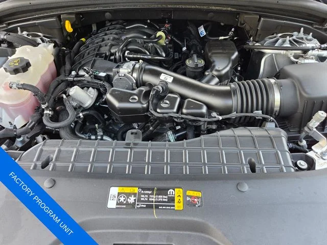 Used 2025 Silver Jeep Limited image 32