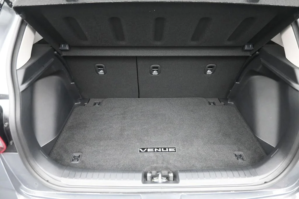Certified Used 2025 Gray Hyundai SEL image 11