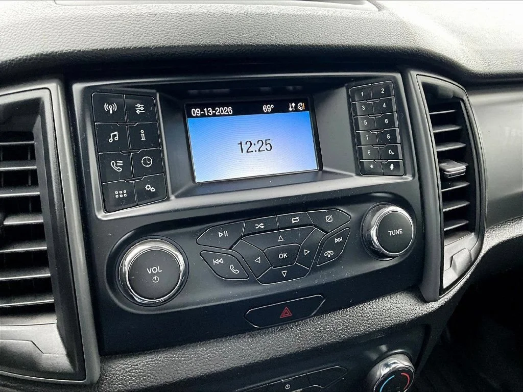 Used 2023 Gray Metallic Ford XL image 18