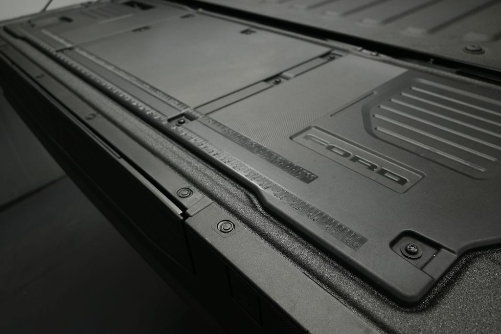 New 2026 Agate Black Metallic Ford Raptor image 33