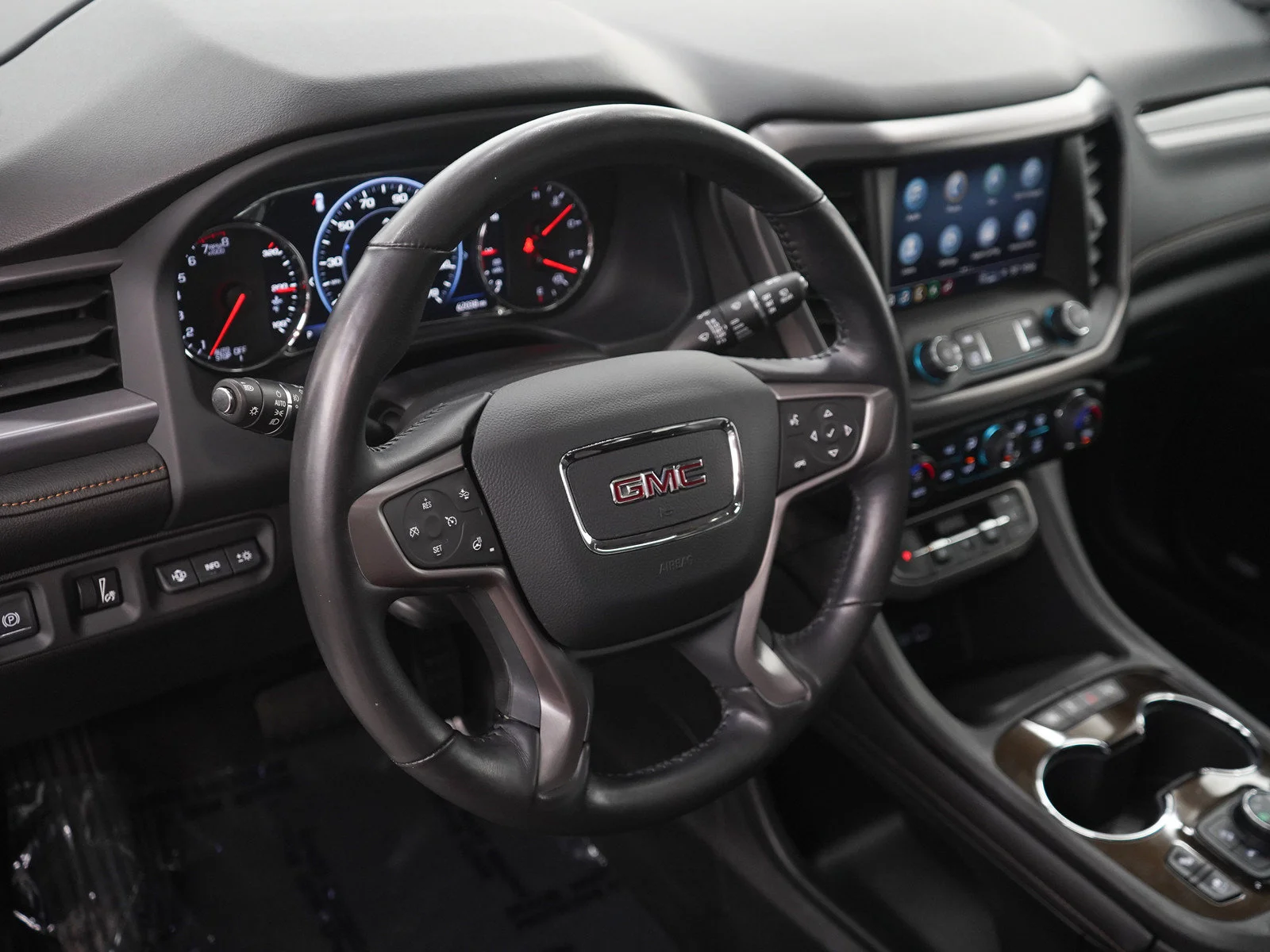 Used 2022 Summit White GMC AT4 image 21