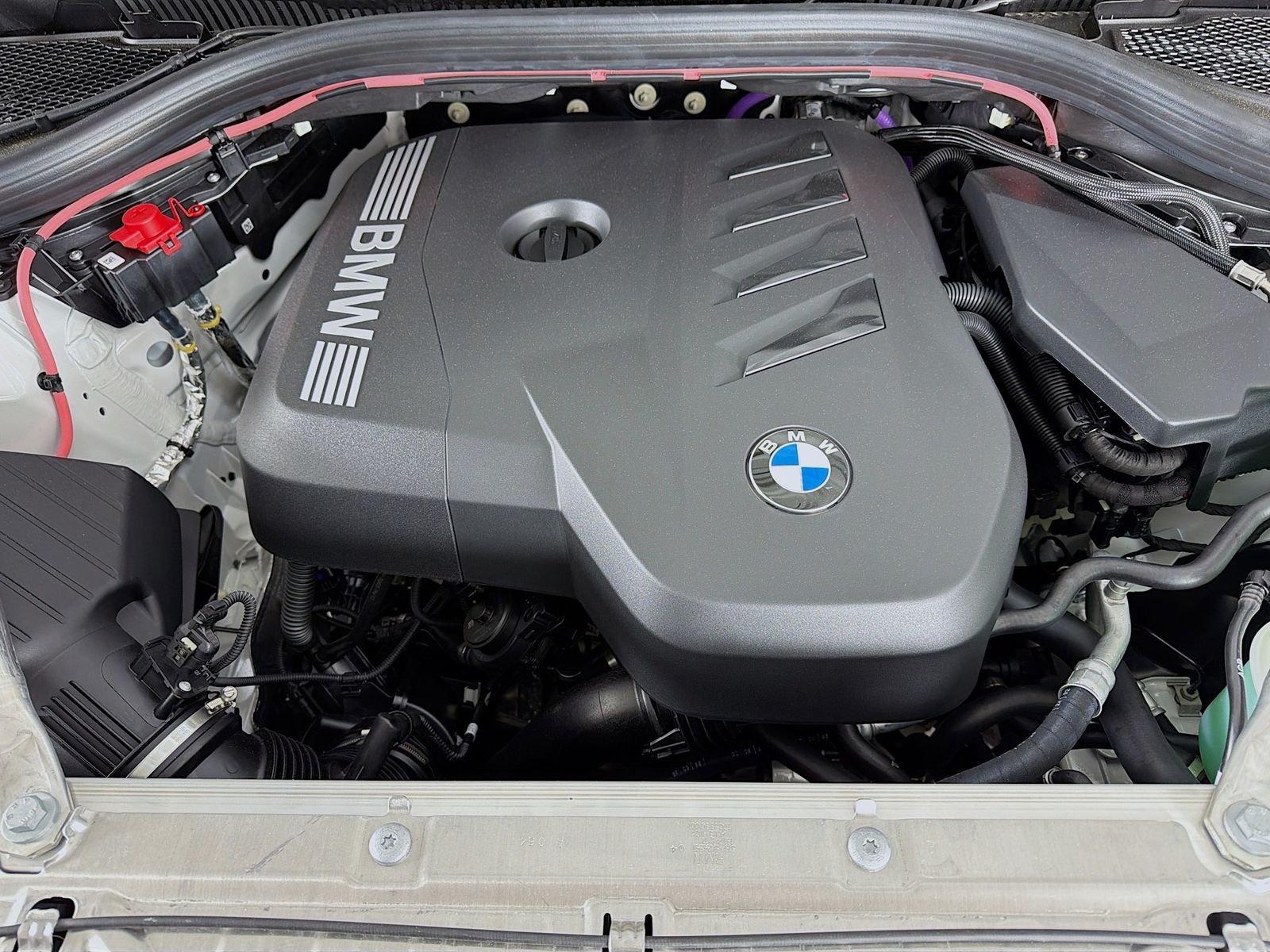 New 2026 Mineral White Metallic BMW 30 xDrive image 30