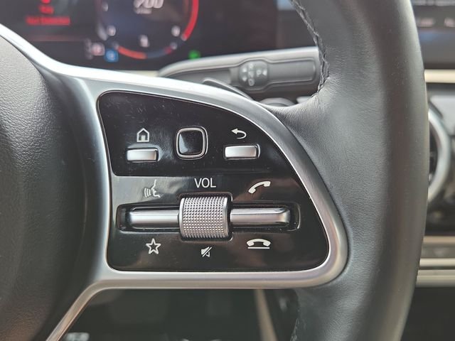 Used 2020  Mercedes-Benz CLA 250 image 19