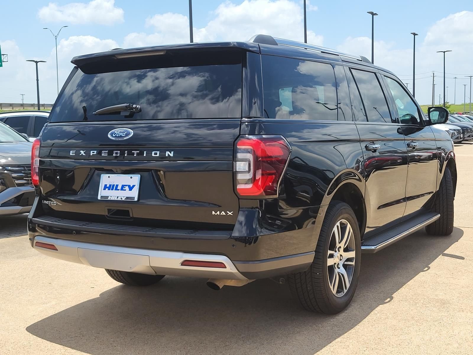 Used 2023 Agate Black Metallic Ford Limited image 4