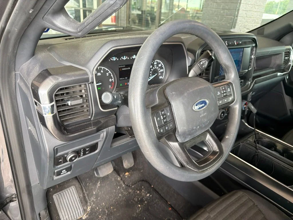 Used 2023 Gray Ford XL image 15