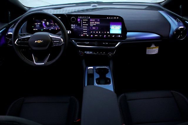2025 Chevrolet Equinox EV 1LT - Photo 16