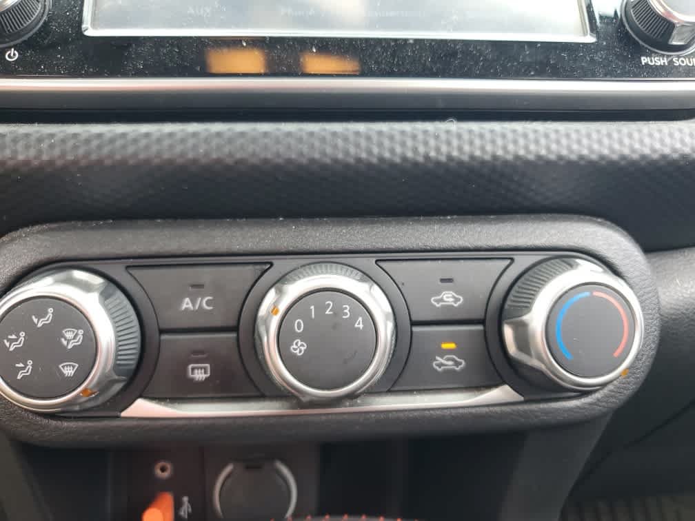 Certified Used 2022 Gun Metallic Nissan S image 14