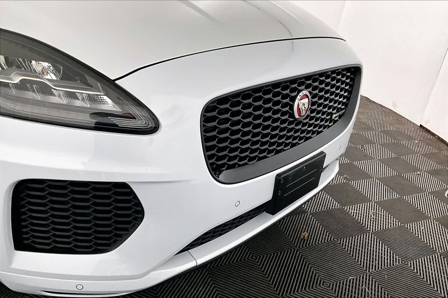 Used 2020 Yulong White Metallic Jaguar Checkered Flag Edition image 29