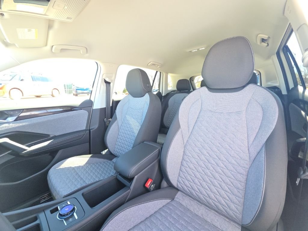 New 2026 Pure White Volkswagen 2.0T S image 11