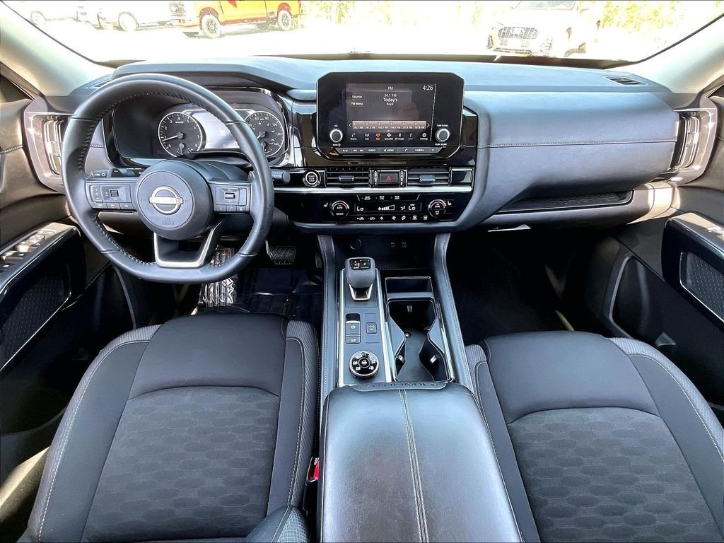 Used 2024 Pearl White Tricoat Nissan SV image 21