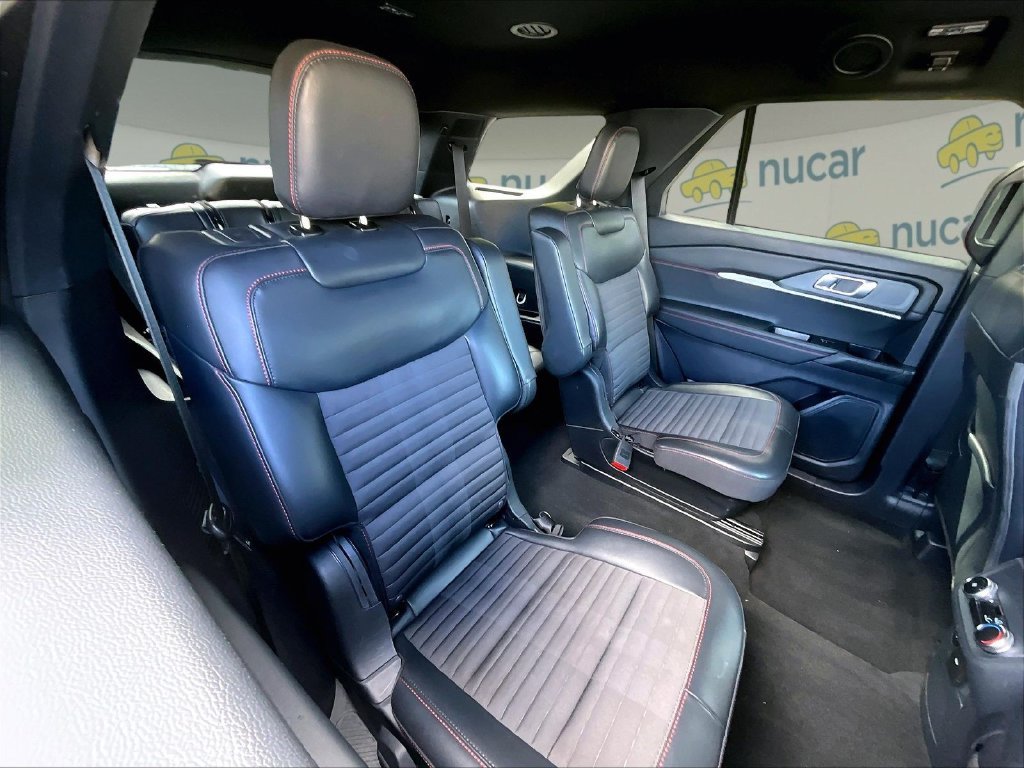 Used 2025 Black Metallic Ford ST-Line image 16