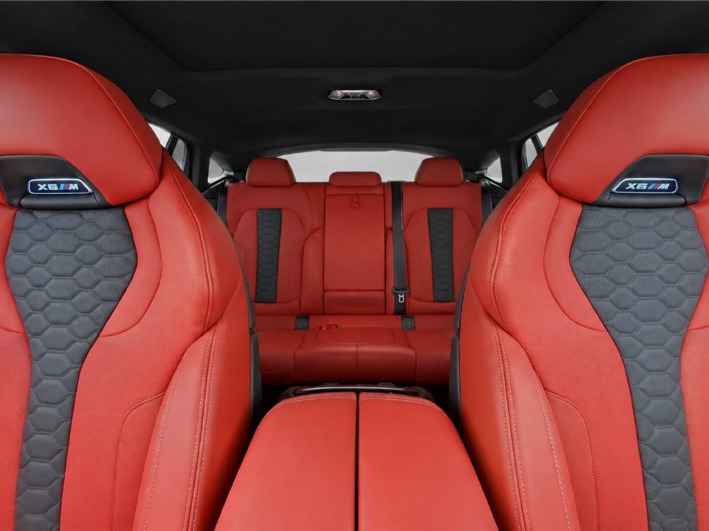 New 2027 Black Sapphire Metallic BMW Competition image 33