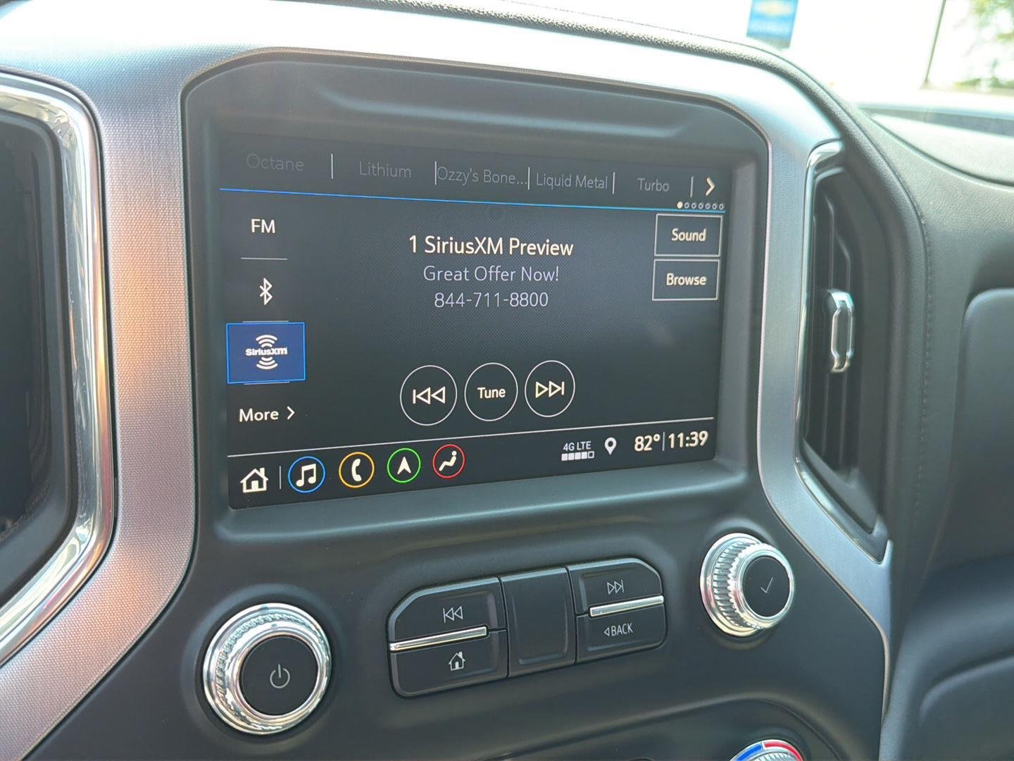 Used 2019 Onyx Black GMC SLT image 24