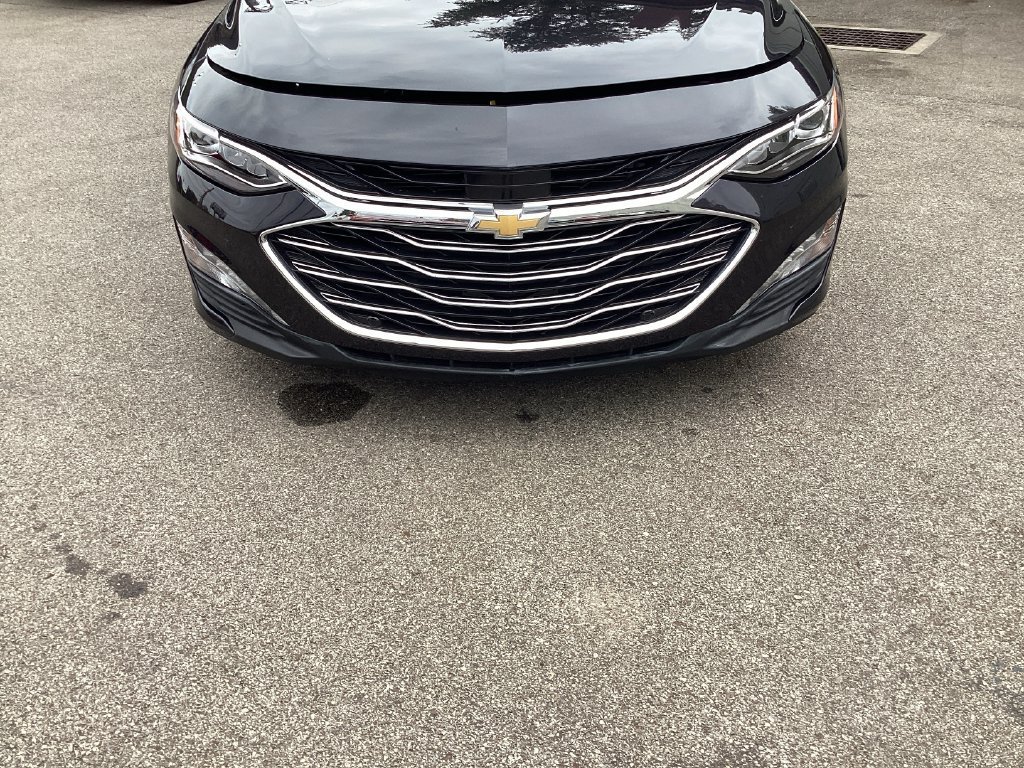 Used 2022 DARK ASH METALLIC Chevrolet Premier image 21