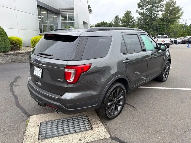 Used 2018 Gray Ford XLT image 7