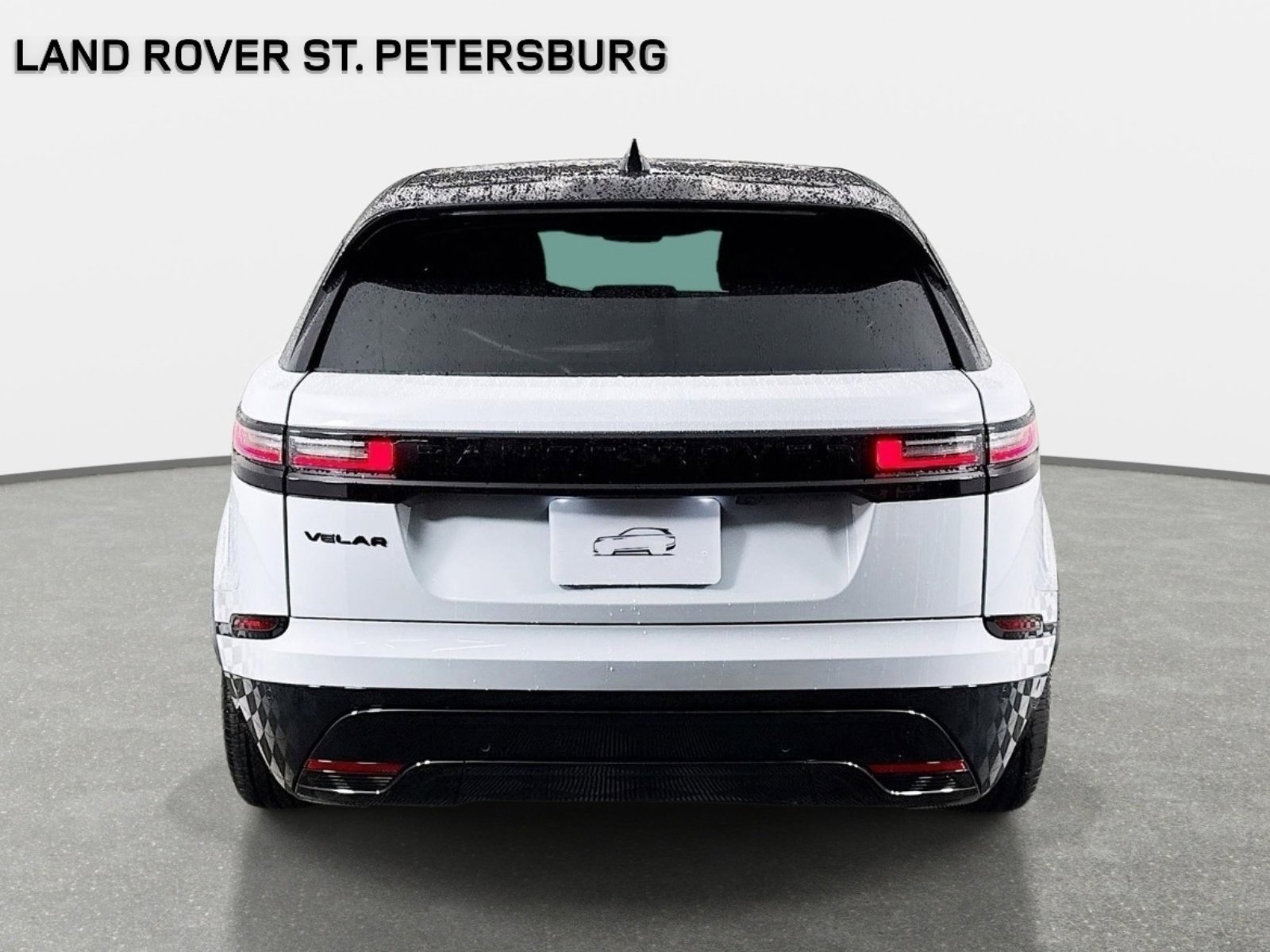 Used 2026 Gray Land Rover Dynamic SE image 6
