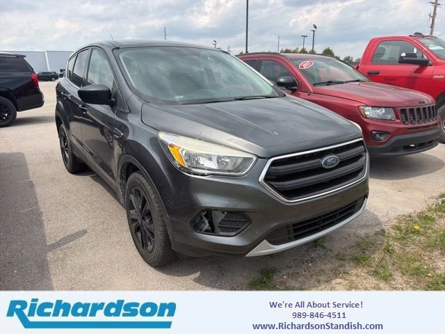 2017 Ford Escape SE's photo