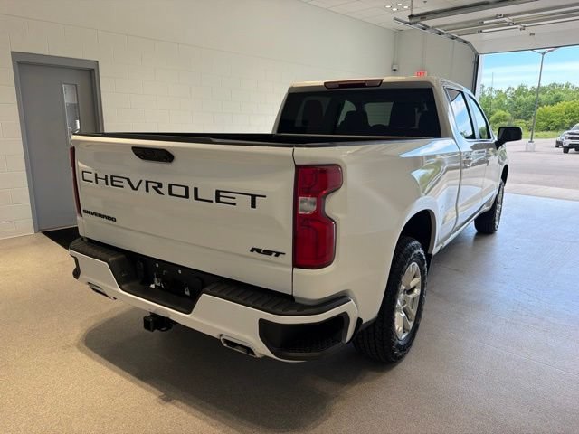 Used 2023 Summit White Chevrolet RST image 6