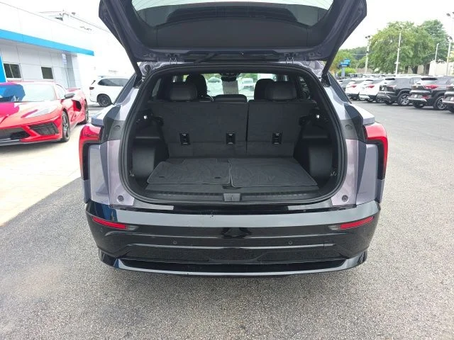Used 2024 Gray Chevrolet RS image 32