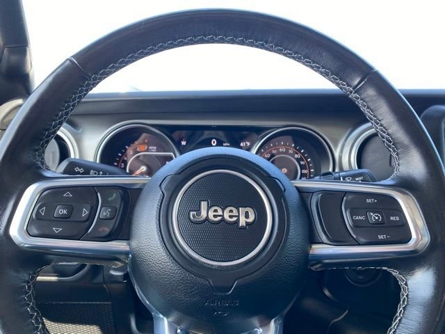 Used 2023 White Jeep Sahara image 19