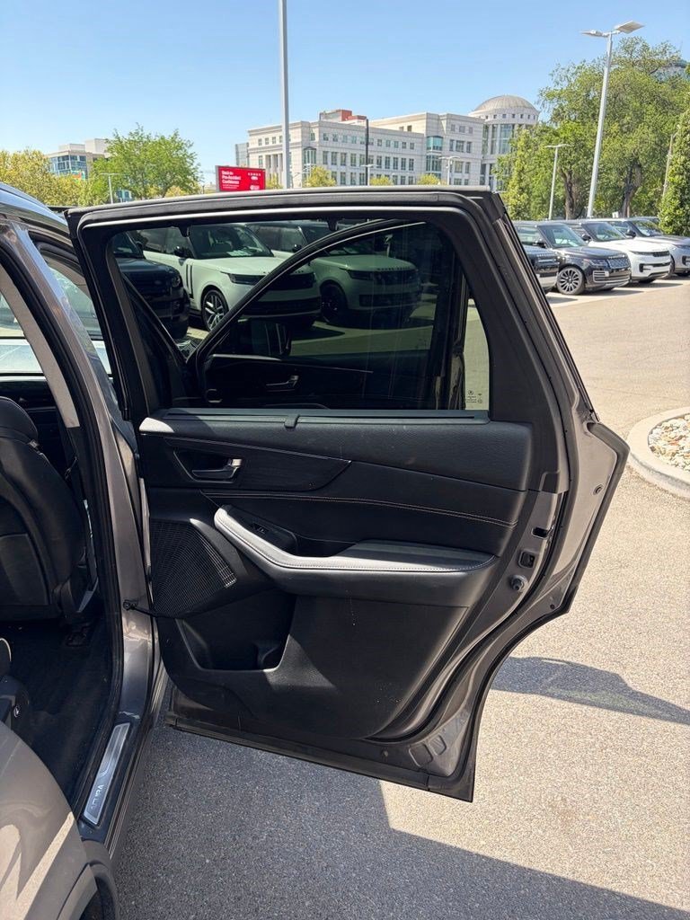 Used 2022 Gray Acura w/Advance Package image 10