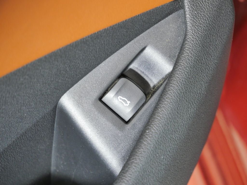 Used 2019 Orange BMW M850i xDrive image 35