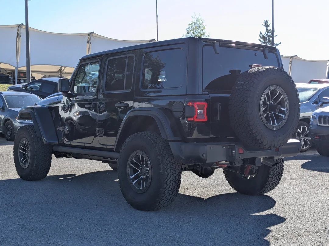 New 2025 Black Jeep Rubicon X - - 4x4 - 35 INCH A/T TIRES - Trailer Tow Group - Offroad Cam & More! image 6
