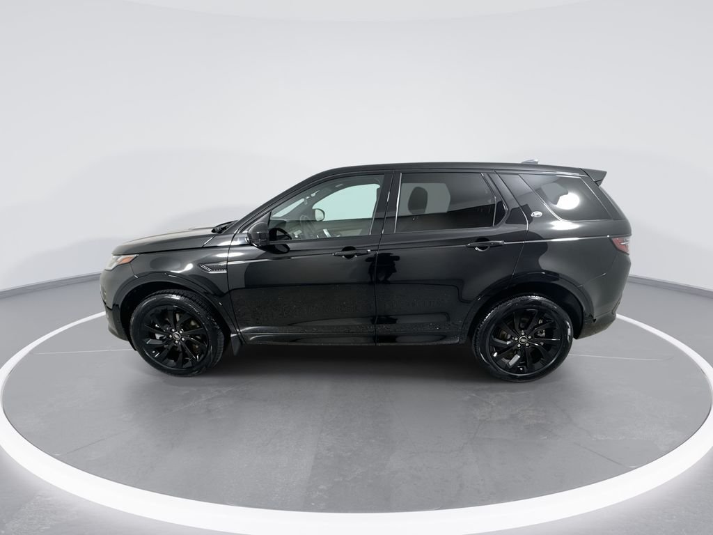 Certified Used 2025 Black Land Rover SE image 5