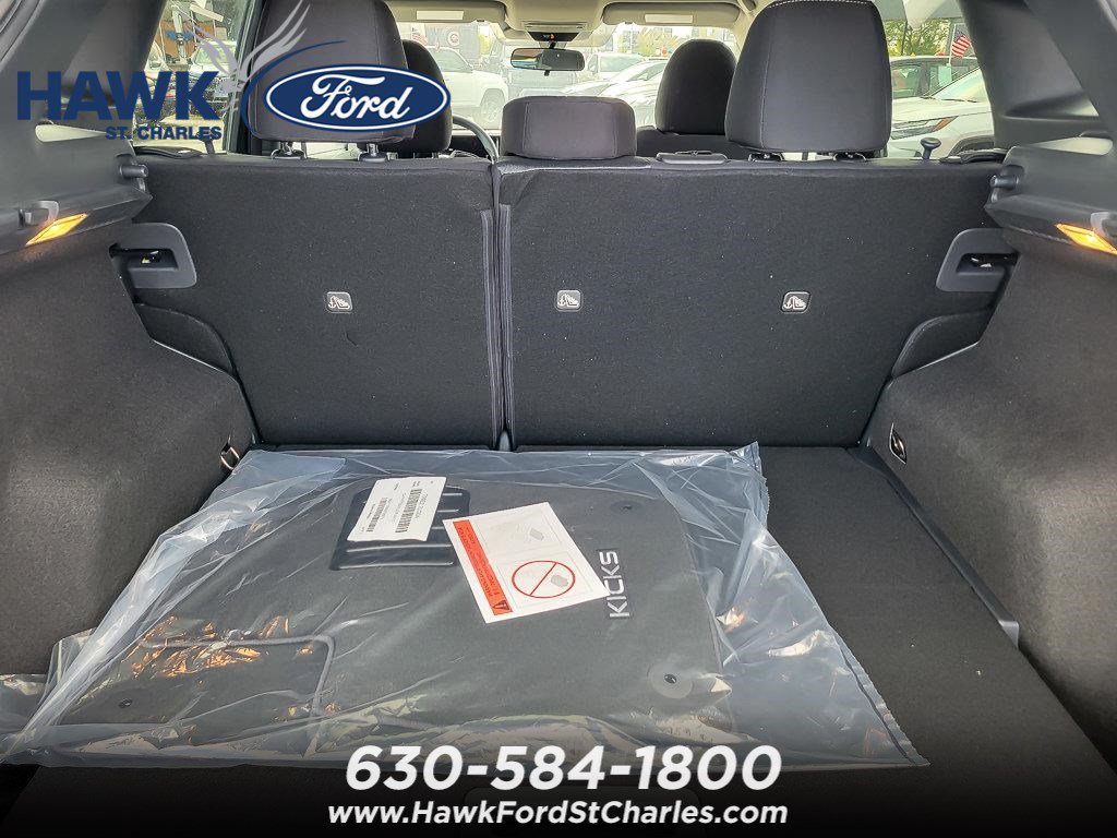 Used 2025 Super Black Nissan SV image 20