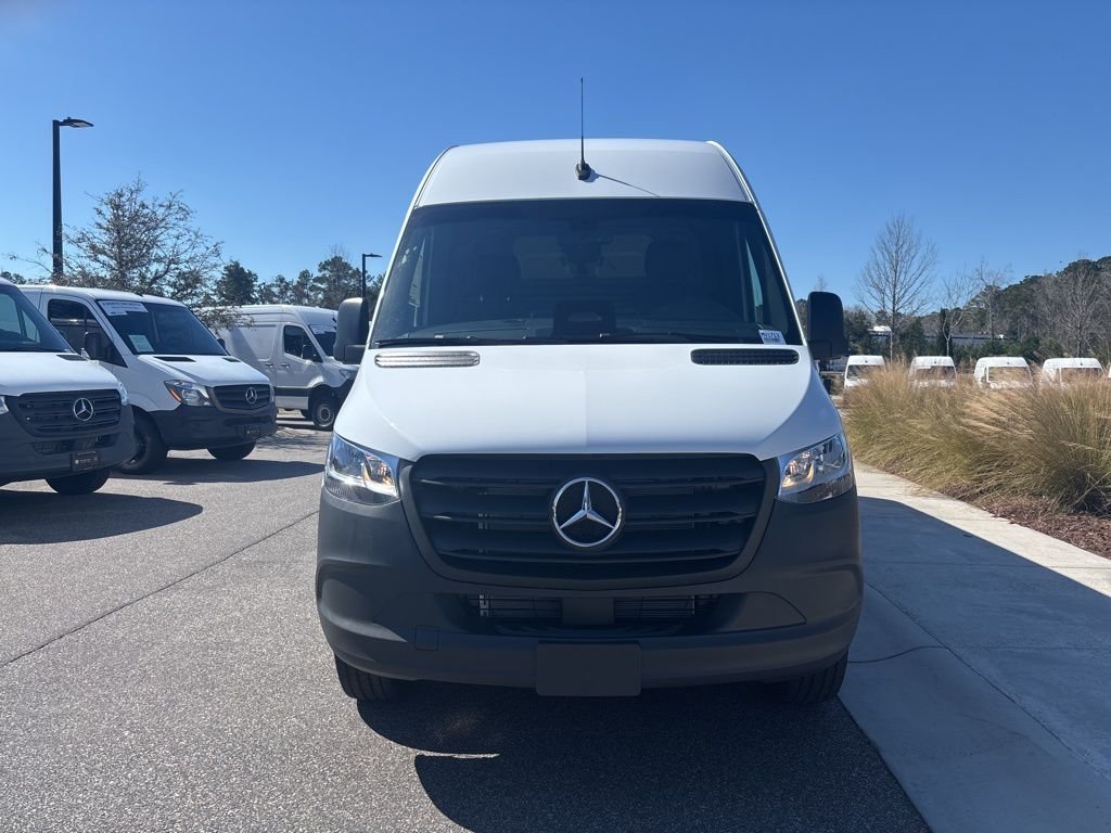 New 2026 Arctic White Mercedes-Benz Cargo 170 WB image 8