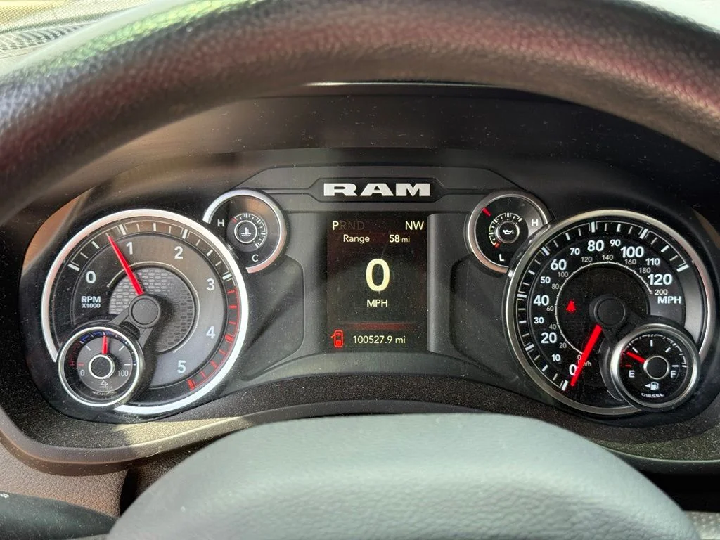 Used 2022 White Ram Big Horn image 20
