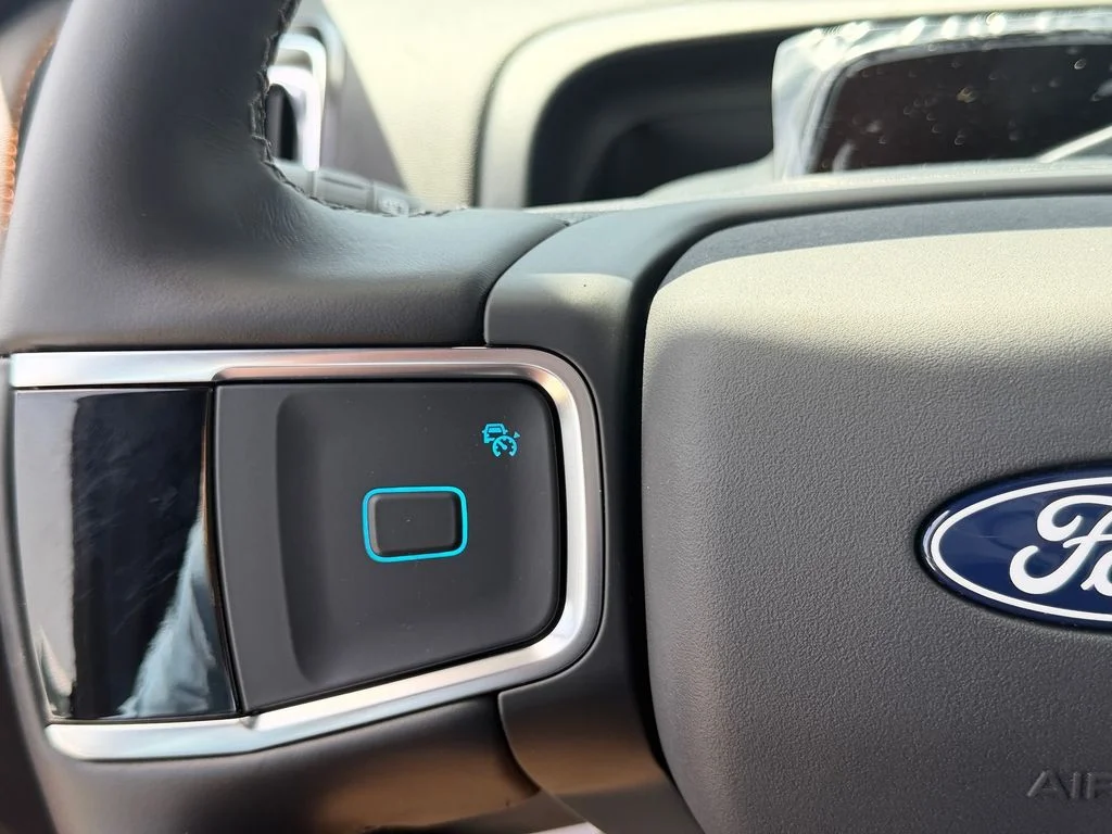 New 2027 Agate Black Metallic Ford Tremor® image 16