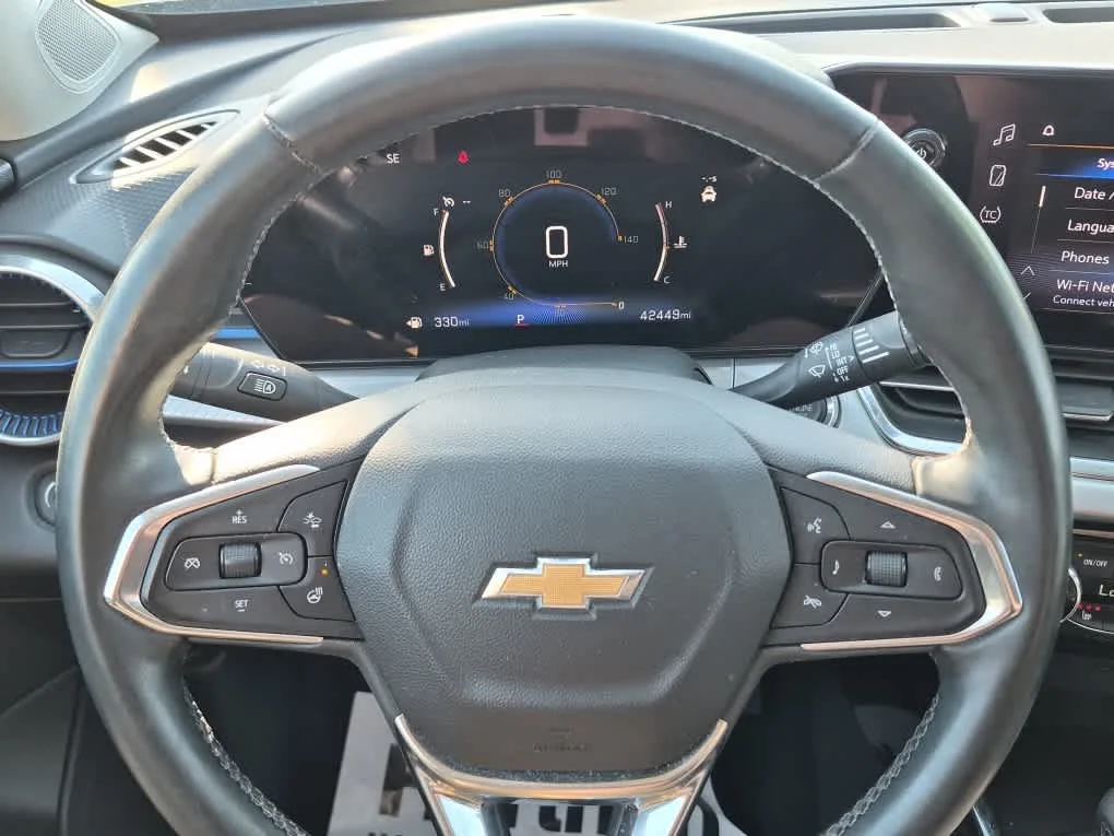 Certified Used 2024 Blue Glow Metallic Chevrolet LT image 15