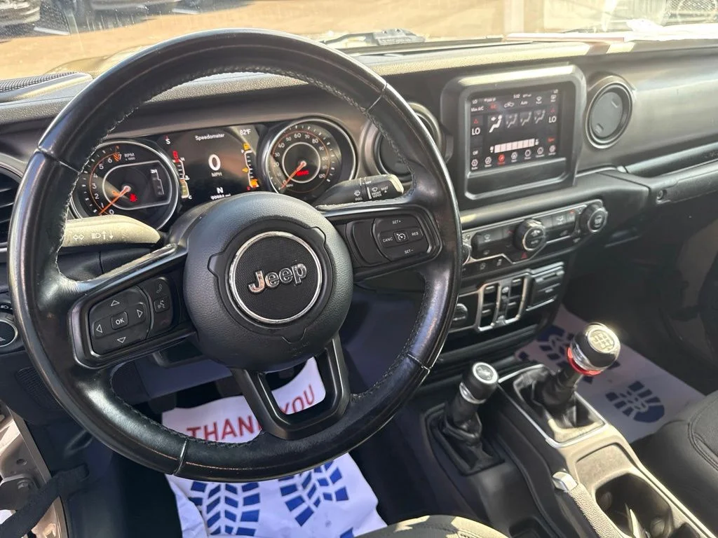Certified Used 2020  Jeep Sport image 24