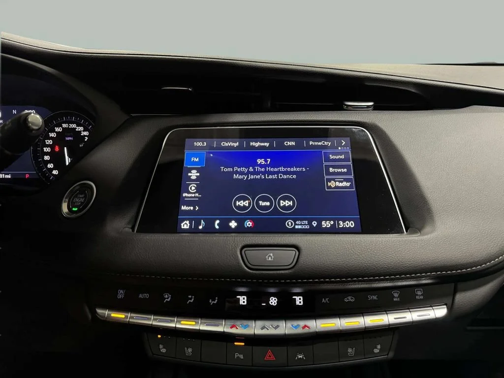 Used 2023 Argent Silver Metallic Cadillac Premium Luxury image 13
