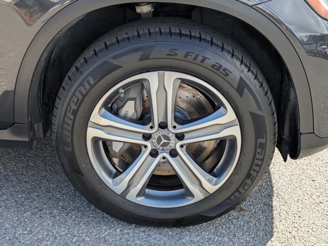 Used 2022 Gray Mercedes-Benz GLC 300 image 11